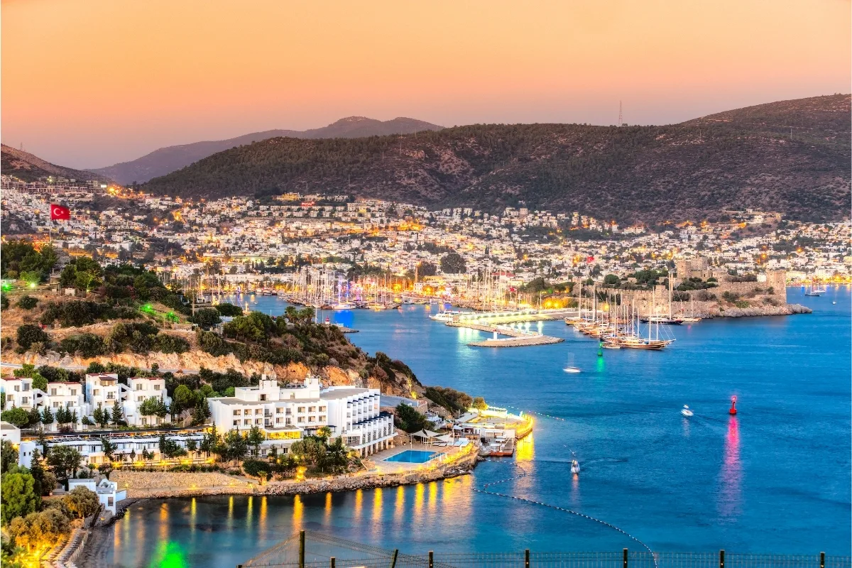 Bodrum gezilecek yerler ve uçuş rehberi