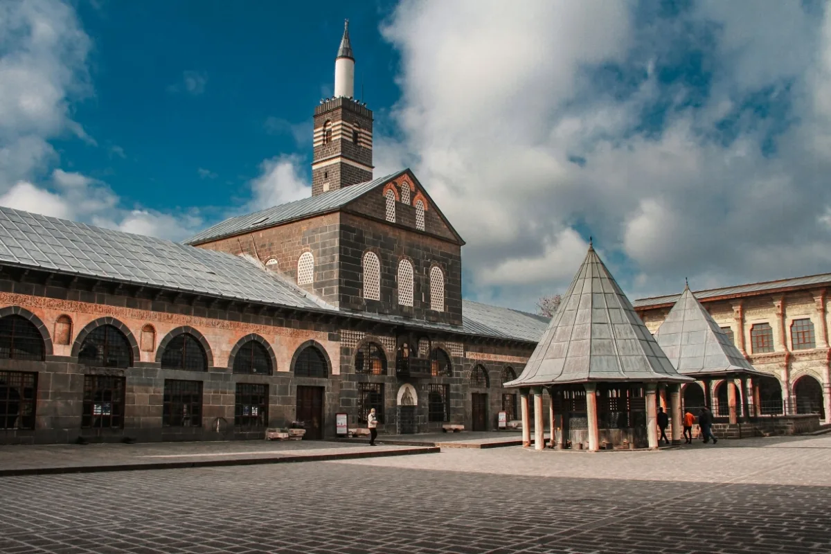 Diyarbakır gezi rehberi